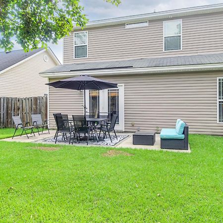 סוואנה Spacious Pooler Home With Family-Friendly Perks מראה חיצוני תמונה