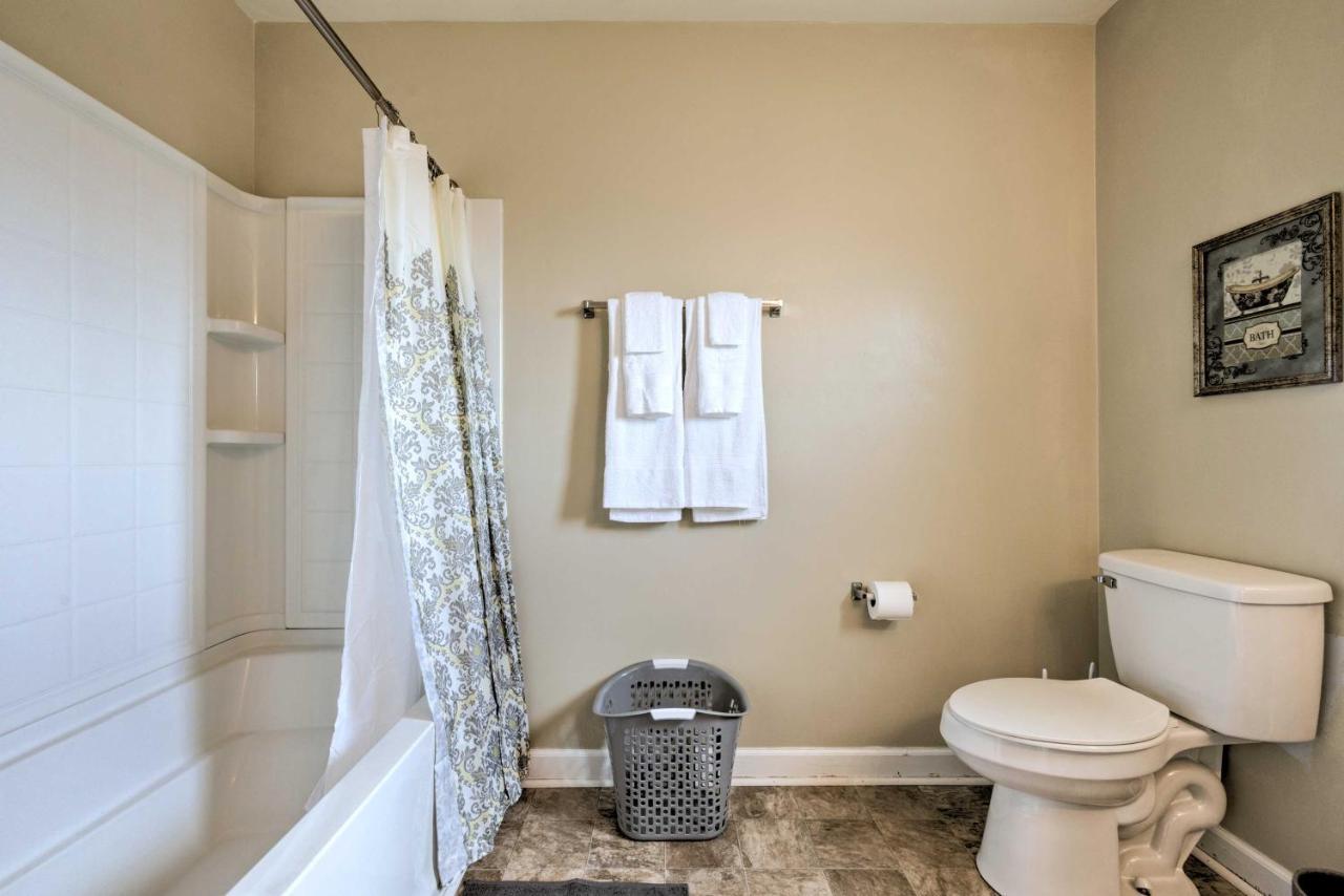 סוואנה Spacious Pooler Home With Family-Friendly Perks מראה חיצוני תמונה
